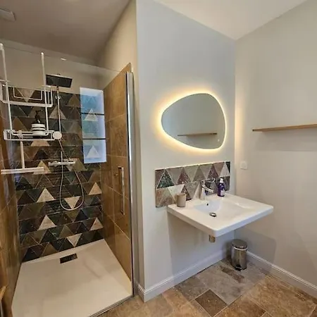 Prestige Avec Piscine - Dans Les Hauteurs De Villa Bastia (Corsica)