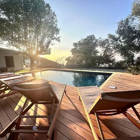 Prestige Avec Piscine - Dans Les Hauteurs De Bastia *