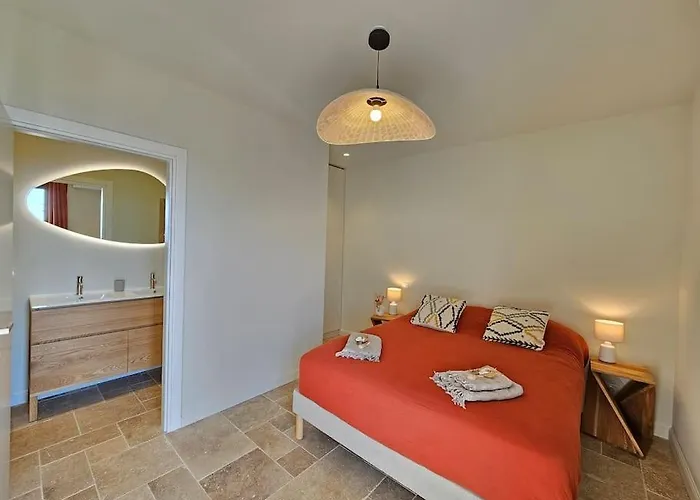 Prestige Avec Piscine - Dans Les Hauteurs De בסטיה