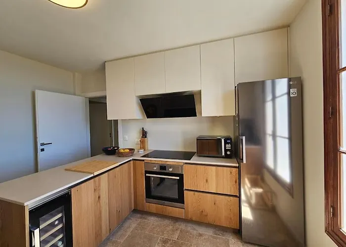 Prestige Avec Piscine - Dans Les Hauteurs De וילה